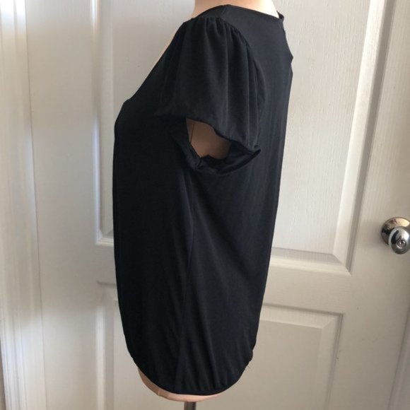 Six Degrees of Separation Black Top Blouse Pleated front Sz.M - Picture 6 of 8